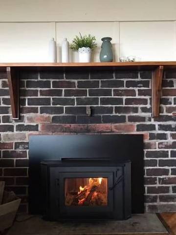 Holiday Home for 8 People in Lorne, Surf Coast Shire, Photo 3