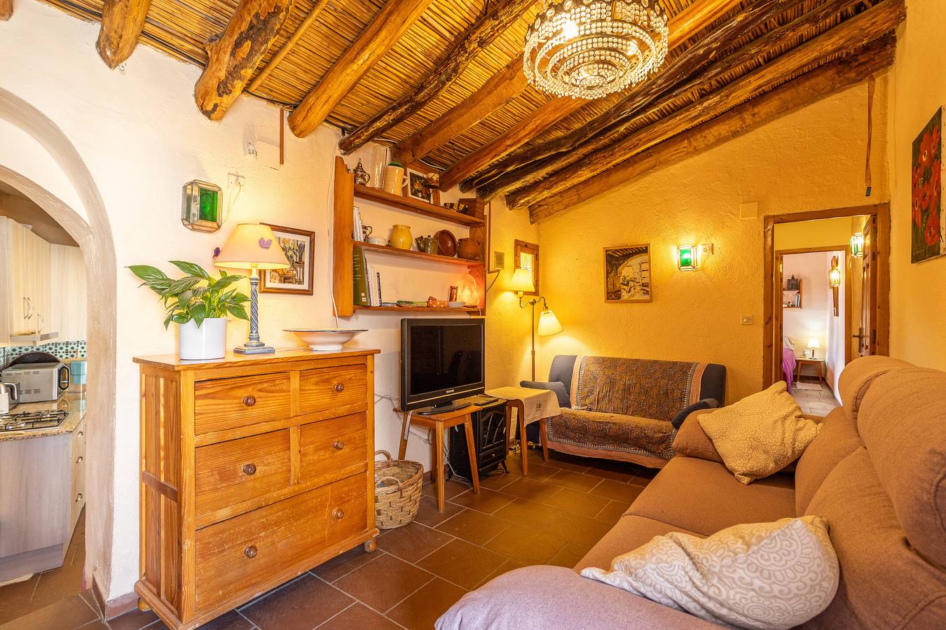 Casa de vacaciones "Zarzamora De Rubite" con vistas al mar, terraza privada y Wi-Fi in Rubite, Costa Tropical