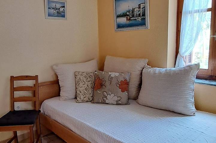 Bungalow für 4 Personen, mit Garten und Balkon auf den Peloponnes - 2