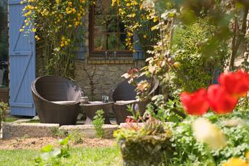 Gîte pour 13 personnes, avec terrasse et jardin à Sours
