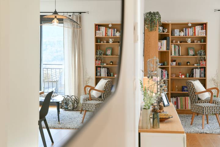 Location de vacances pour 6 personnes, avec jardin à Burettes - 4