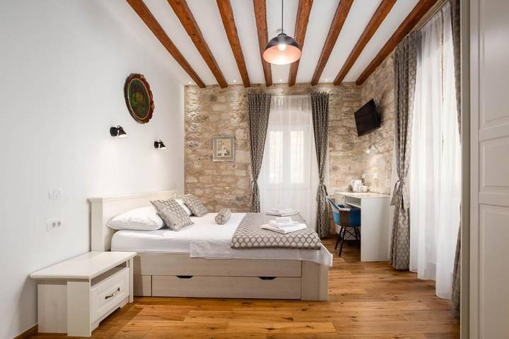 Ferienwohnung für 2 Personen in Trogir