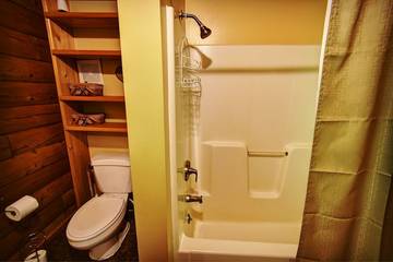 Chalet for 16 Guests in Ohio, USA, Picture 4