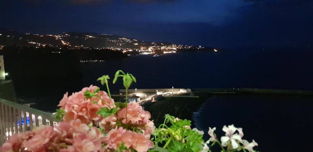 Deluxe Double Room with Sea View in Meta, Sorrento Coast