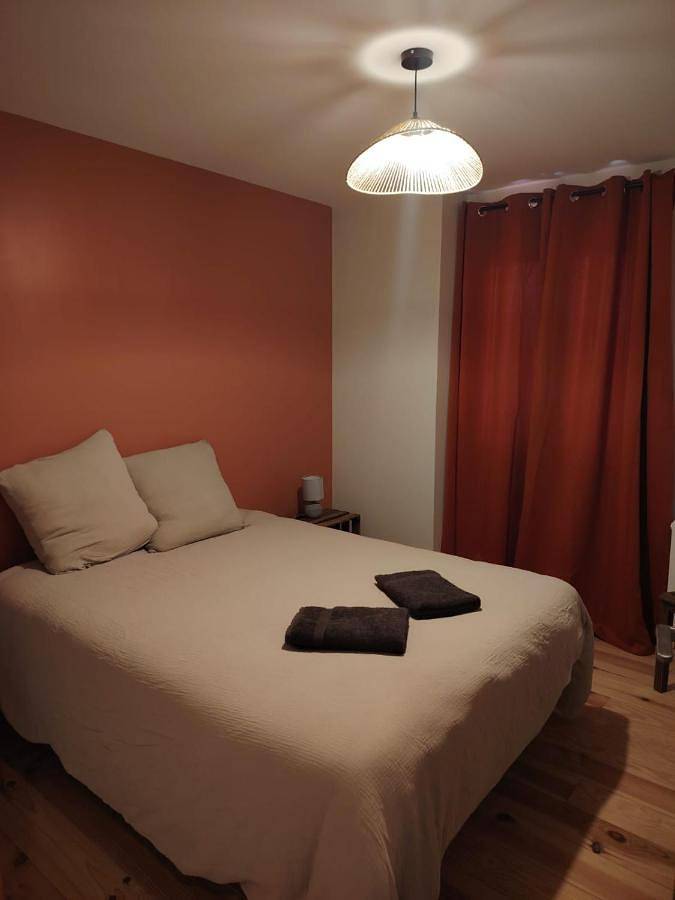 Location de vacances pour 6 personnes, avec jardin à Thurageau - 2