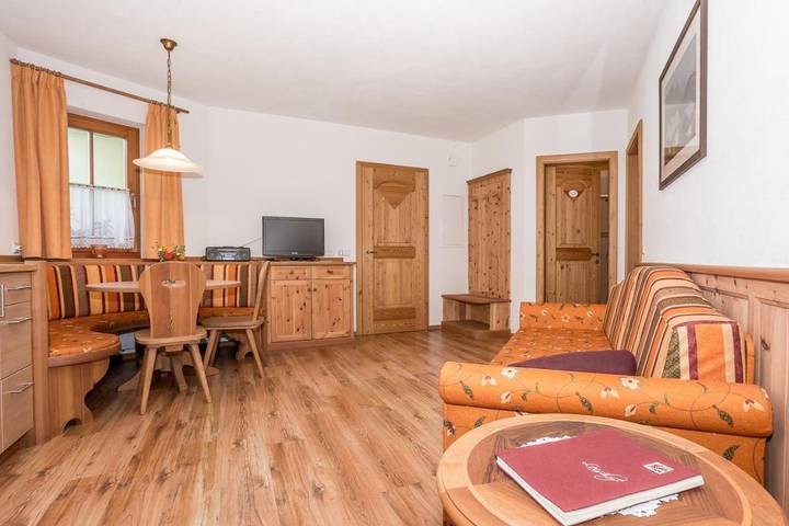 Ferienwohnung für 4 Personen, mit Ausblick und Garten, mit Haustier - 1