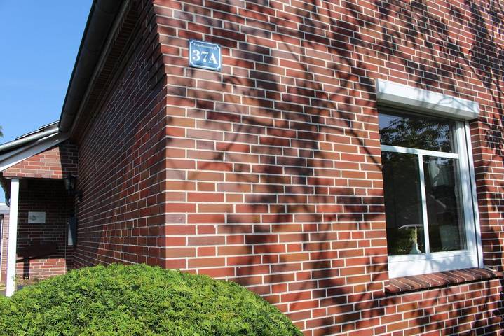 Ferienhaus für 6 Personen, mit Terrasse und Garten in Hage - 2