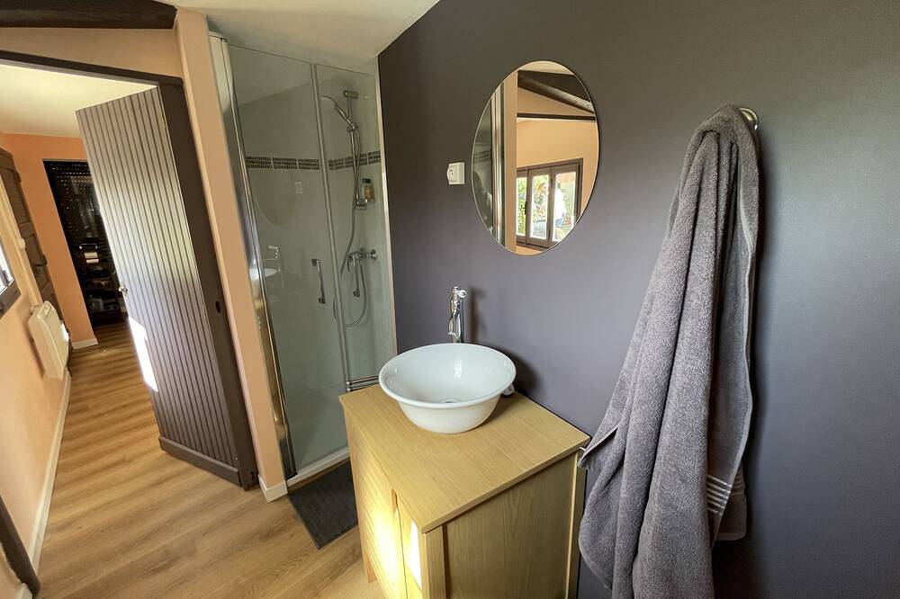 Ganze Wohnung, Separate apartments in villa with pool in Lodève, Lodève und Umgebung