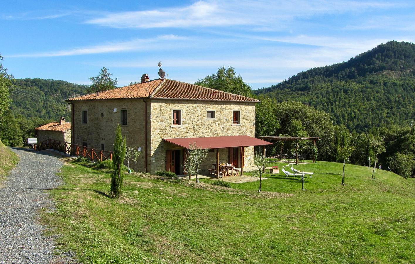 Appartamento intero, Tranquillo appartamento a bordo piscina vicino a Ponte Alla Piera in Ponte Alla Piera, Anghiari