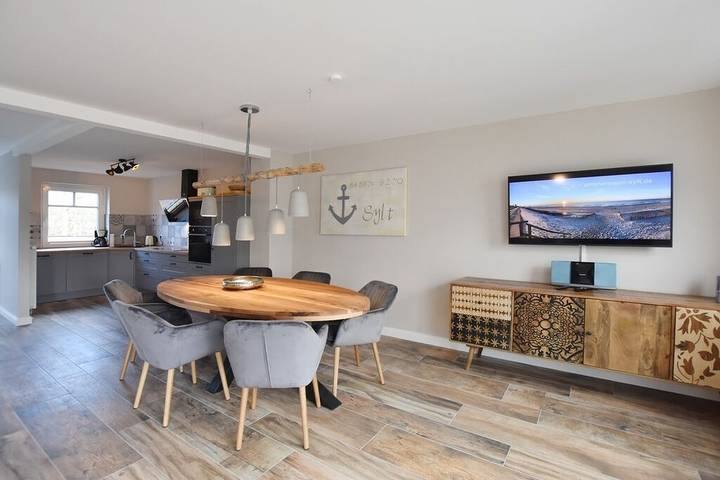 Ferienhaus für 6 Personen, mit Terrasse und Garten sowie Sauna in Tinnum - 3