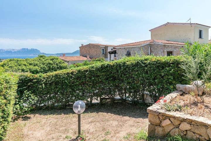Apartamento entero, Lindo apartamento con vistas al mar - Appartamento le Farfalle in Pittulongu, Olbia