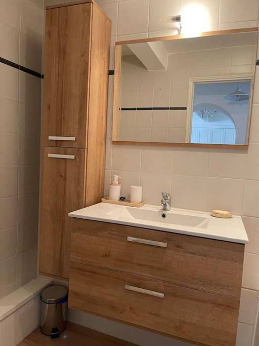 Appartement entier, Chez Lily in La Garde-Freinet, Côte méditerranéenne (France)