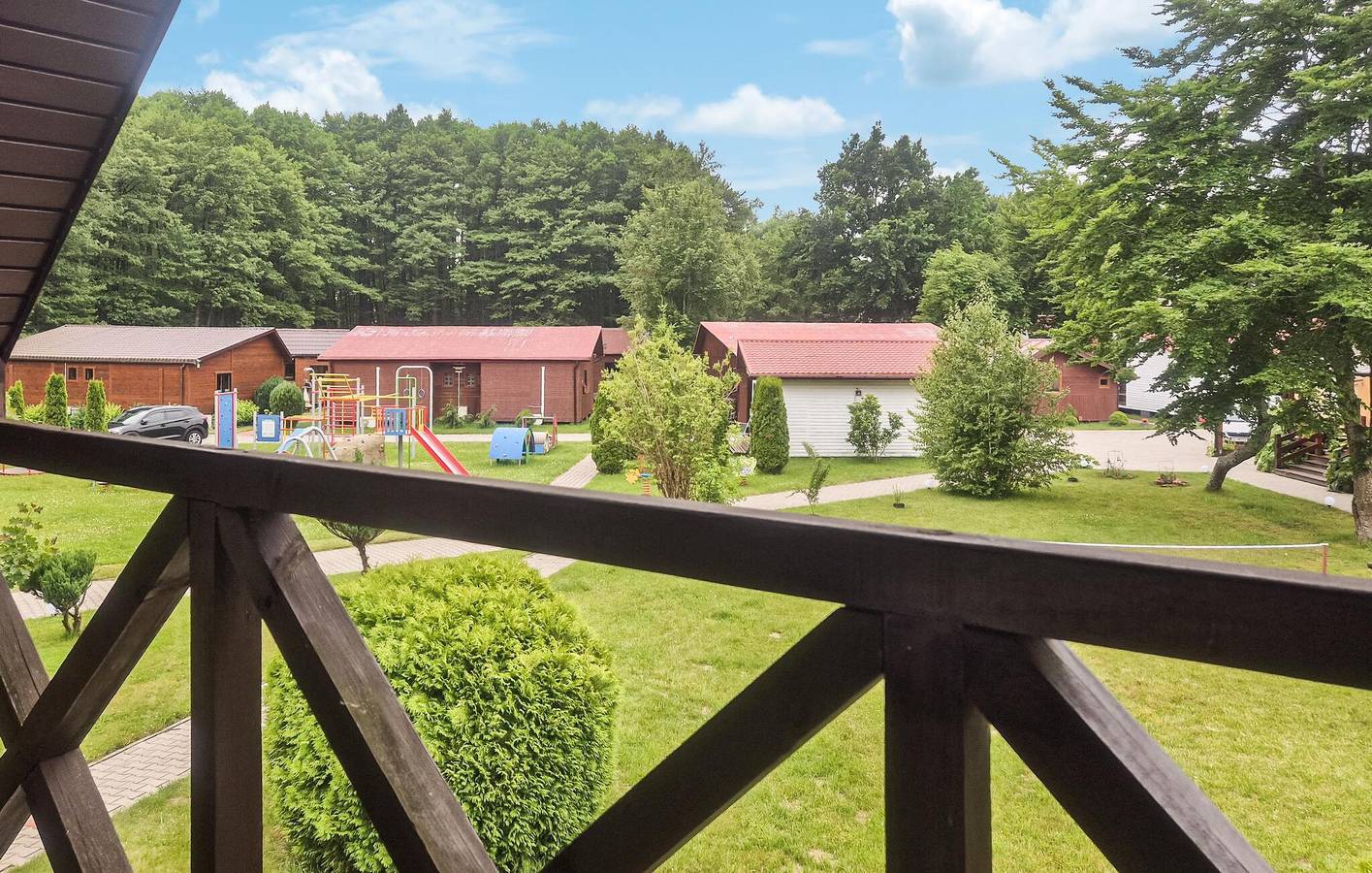 Ferienhaus für 6 Personen mit Terrasse in Granica Łazy, Powiat Koszaliński