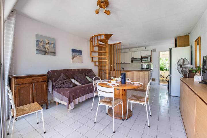 Gîte pour 4 personnes, avec balcon et jardin dans Plage du Grand-Travers - 2