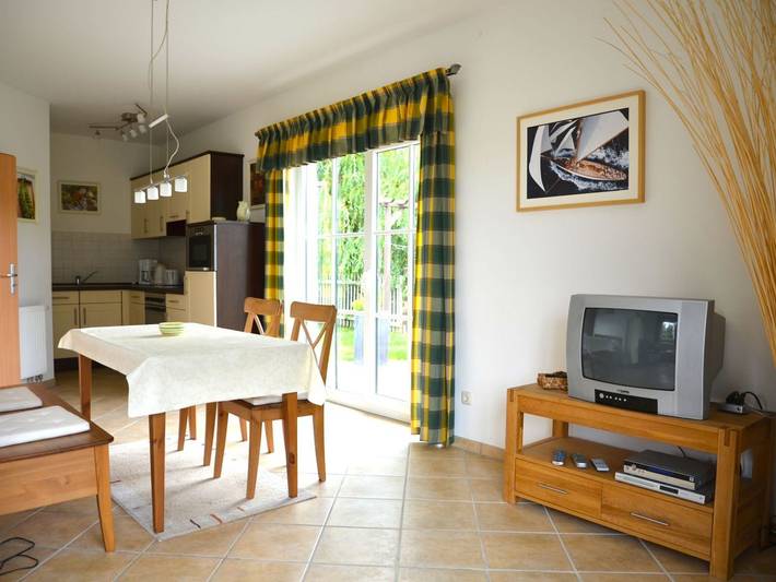 Ferienhaus für 4 Personen, mit Garten und Terrasse in Glowe - 3