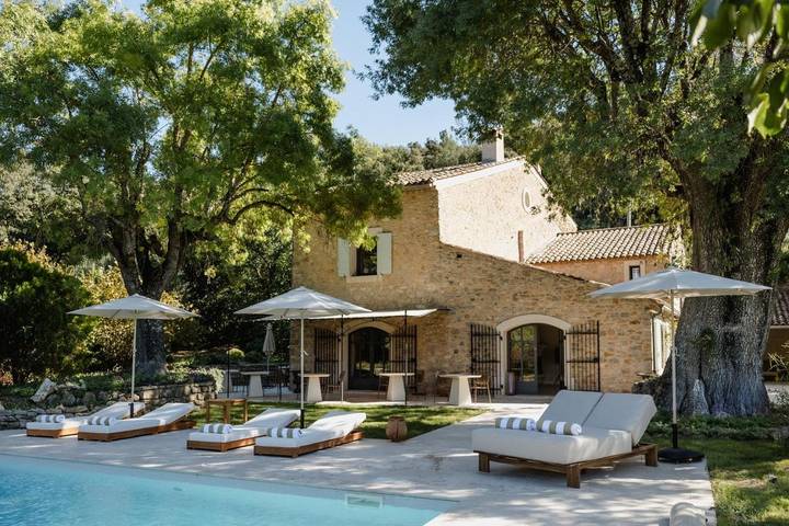 Maison d’hôte pour 2 personnes, avec Terrasse ainsi que Jardin et Piscine