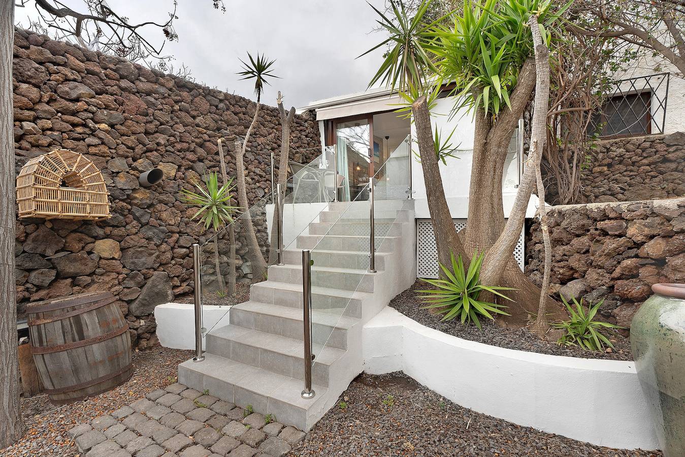 Apartamento entero, Apartamento 'Finca Wapa - Estudio 2' con vistas al mar, Wi-Fi y aire acondicionado. in Las Puntas, Frontera 