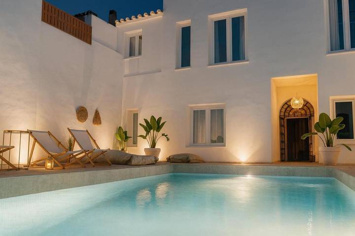 Apartahotel para 2 personas, con terraza y piscina, Se admiten mascotas en Costa de la Luz