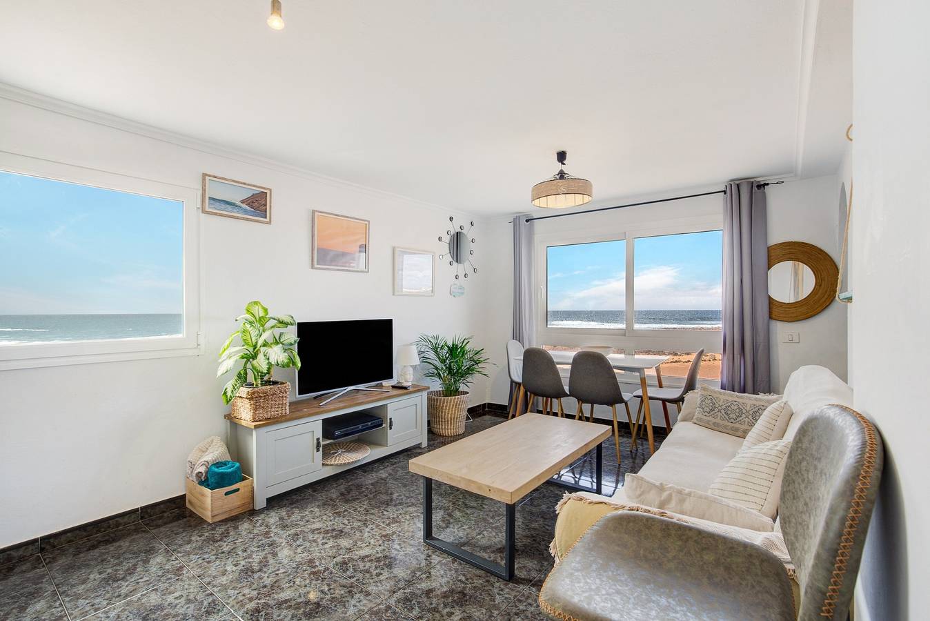 Ganze Wohnung, Apartment 'El Cotillo Mar Beach' mit Meerblick, Terrasse & Wlan in El Cotillo, La Oliva