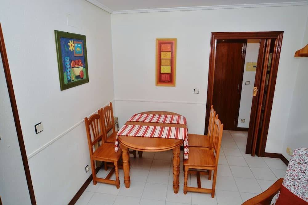 Ganze Wohnung, Apto de dos dormitorios en Noja - Kennedy 6009 in Noja, Kantabrische Küste
