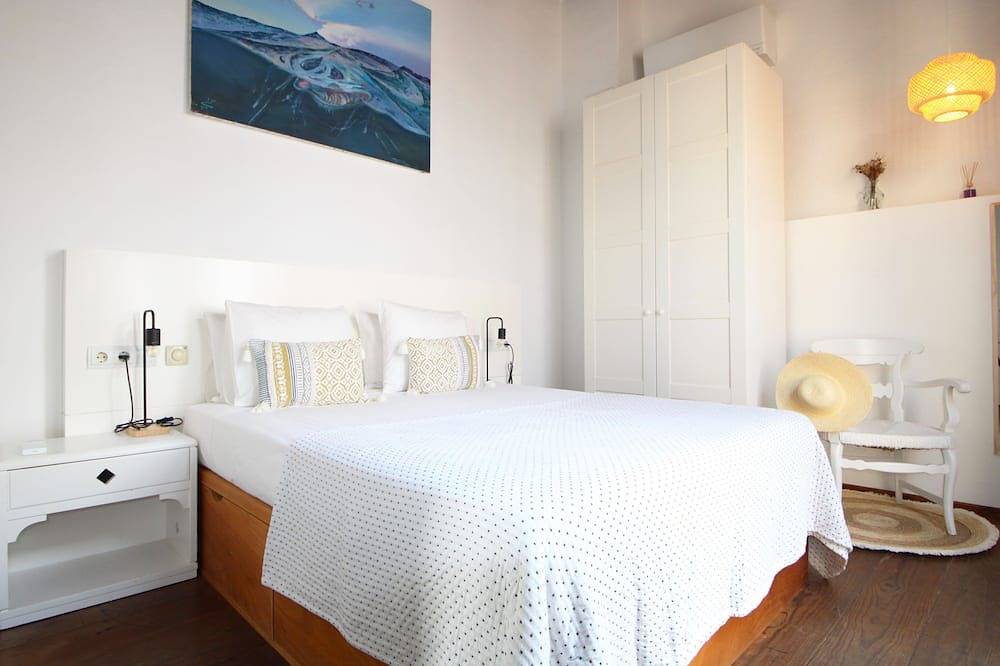 Casa Entera En El Centro Histórico in Maó, Menorca