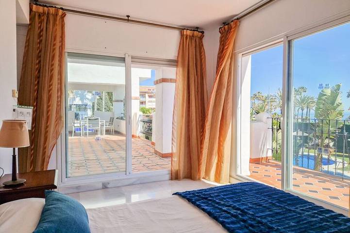 Ganze Wohnung, Strandnahes 3-Zimmer-Apartment in San Pedro in San Pedro de Alcántara, Marbella
