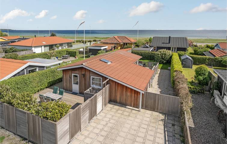 Ferieudlejning for 6 personer, med Terrasse i Kerteminde