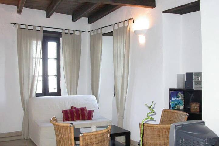 Gîte pour 6 personnes, avec terrasse et jardin à San-Giovanni-di-Moriani - 3