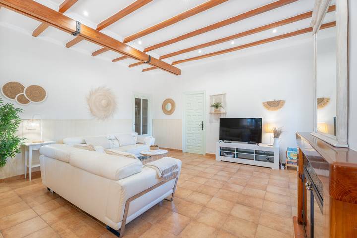 Casa de vacaciones 'Reme ' con piscina privada, Wi-Fi y aire acondicionado in Navarrés, Provincia de Valencia