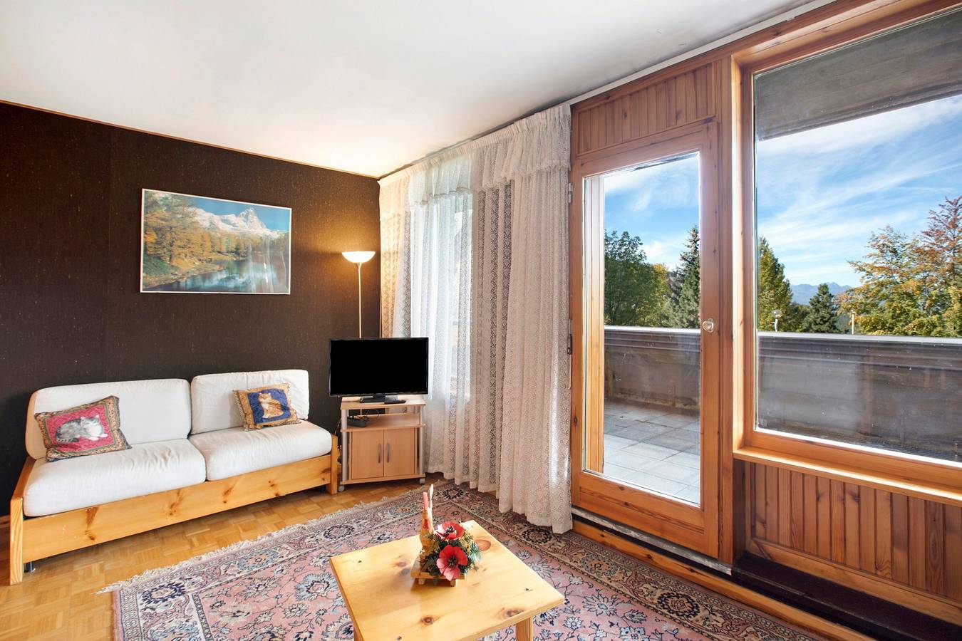 Appartamento intero, Appartamento per vacanze 'Ciel Bleu Pila' con vista sulle montagne, giardino in comune e balcone in Pila (Aosta), Comune di Gressan