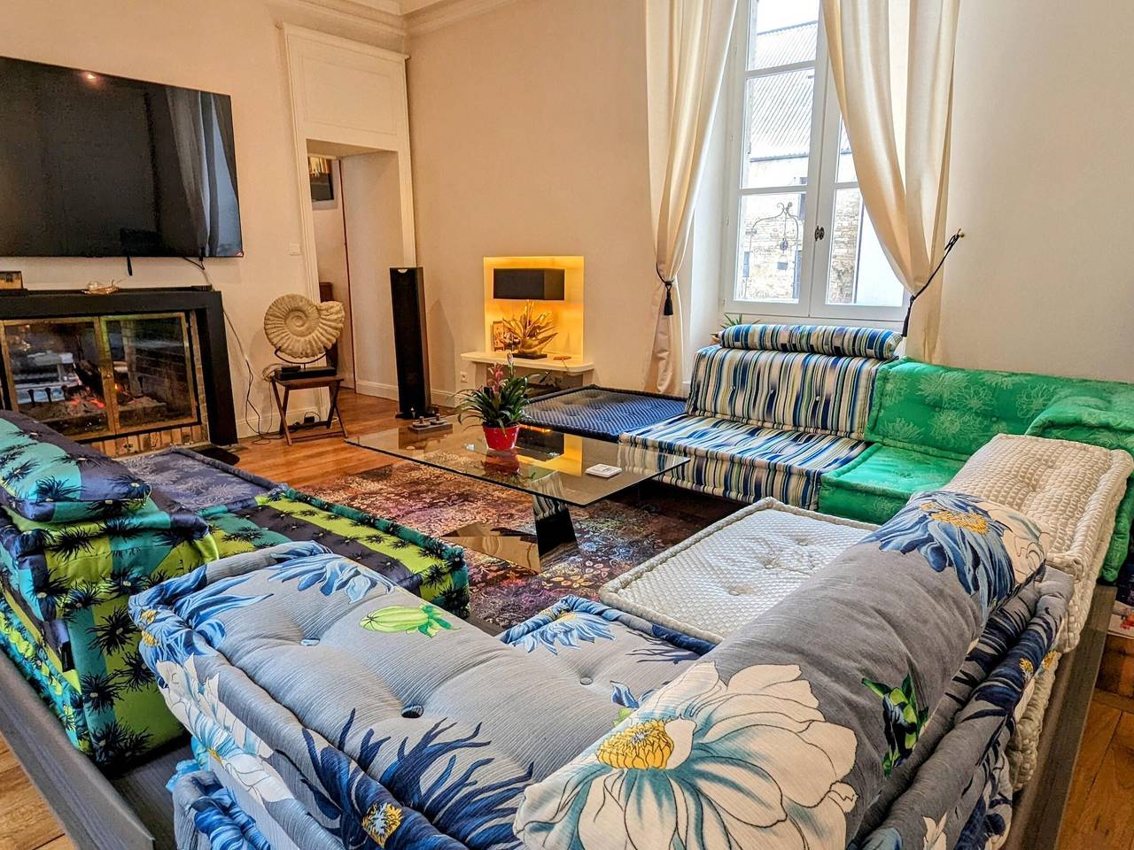 Manoir arboré avec piscine chauffée et sauna proche vignobles in Chambœuf, Région de Dijon