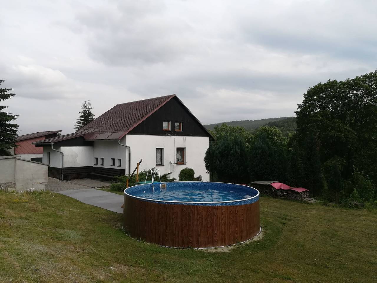 Ferienvilla mit privatem Pool in Smržovka, Liberec Regio