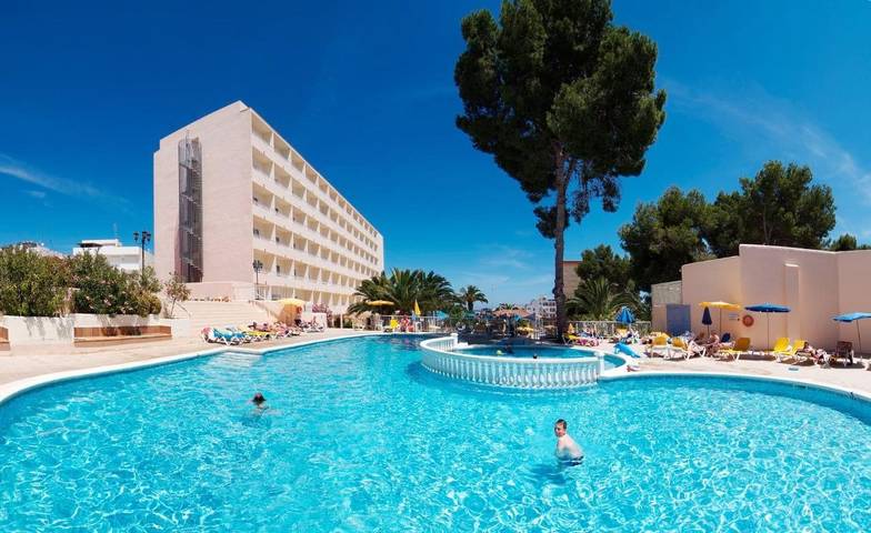 Apartamento para 2 personas, con jardín y terraza en Es Canar