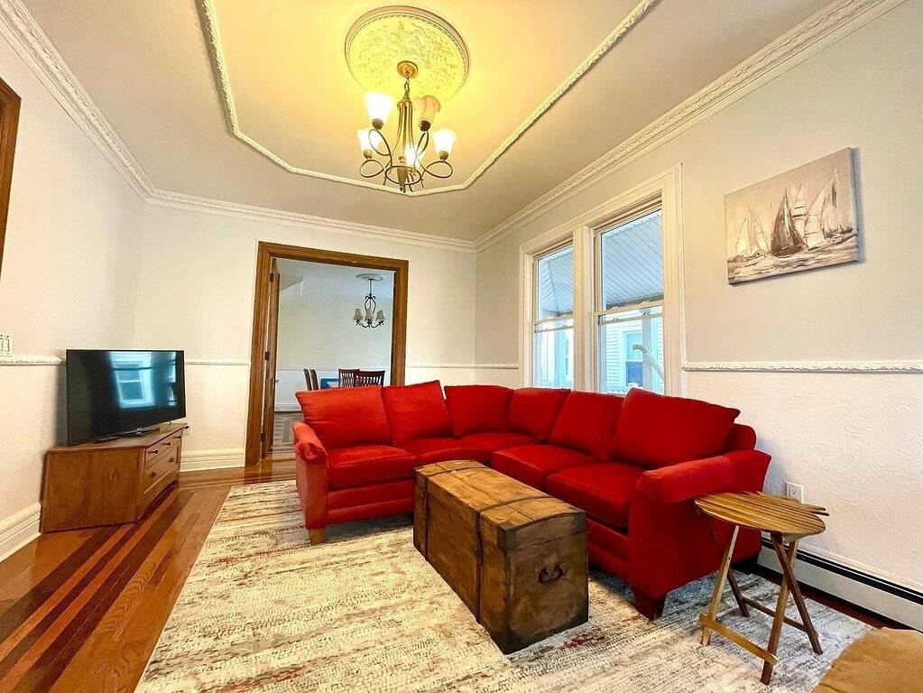 Beauty by the Sea - 7bd Charming House 5min Walk to Beach - Pet Friendly in Long Branch, Monmouth County