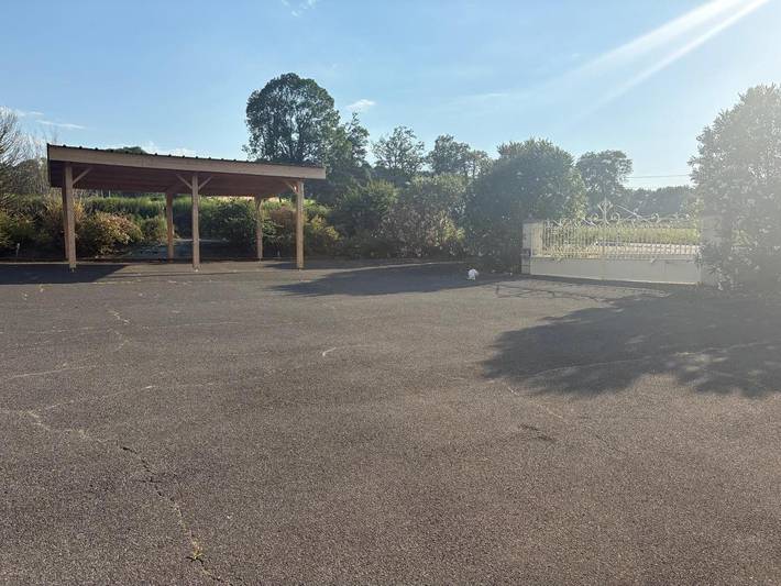 Location de vacances pour 6 personnes, avec jardin et jacuzzi à Ledeuix - 4