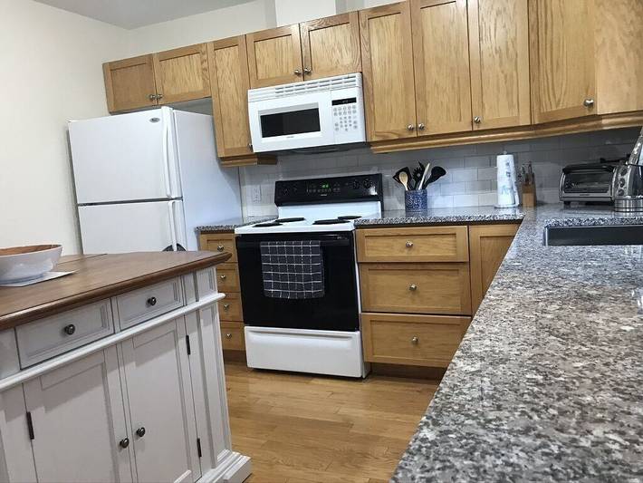 Vacation rental for 8 people, with yard and terrace in Mount Desert Island