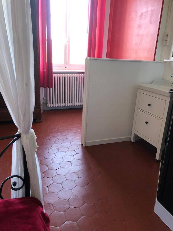 Location de vacances pour 4 personnes, avec jardin ainsi que piscine et jacuzzi à Molières-sur-Cèze - 4