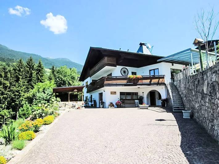 Ferienwohnung für 4 Personen, mit Terrasse und Garten in Schruns-Tschagguns