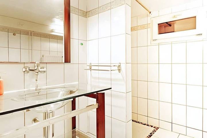 Gîte pour 5 personnes, avec jardin ainsi que sauna et balcon à Gerbamont - 4