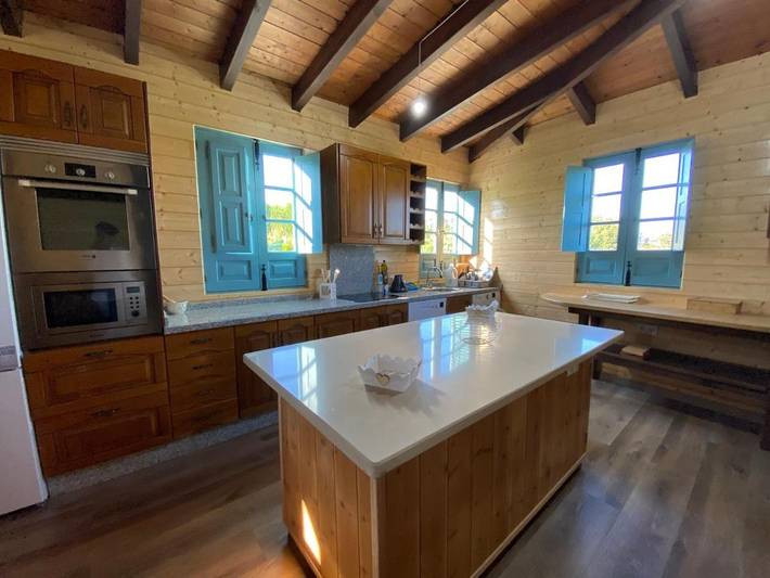 Casa rural para 20 personas, con piscina además de vistas y jardín, Familias con niños en Cartaya - 3