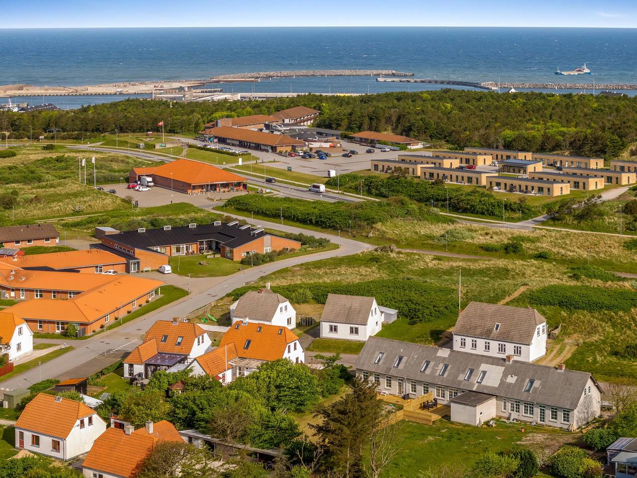 Renovated holiday home with free consumption, close to the North Sea and the center of Hanstholm. in Hanstholm, Thy Nationalpark