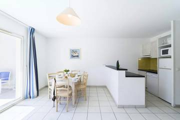 Chalet pour 7 Personnes dans Six-Fours-les-Plages, Région de Toulon, Photo 3