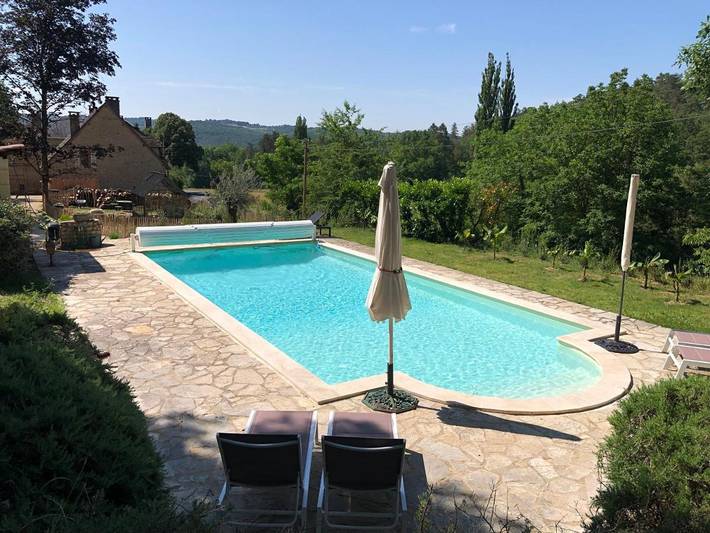 Location de vacances pour 2 personnes, avec piscine ainsi que jardin et vue à Saint-Léon-sur-Vézère - 4