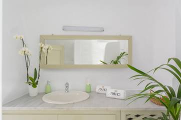 Villa for 4 People in Oia, Santorini, Photo 3