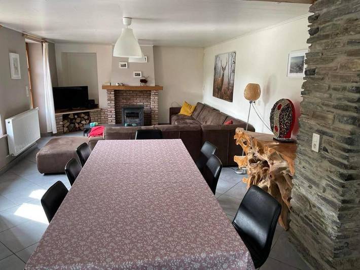 Location de vacances pour 9 personnes, avec terrasse ainsi que jardin et jacuzzi dans Laviot - 3