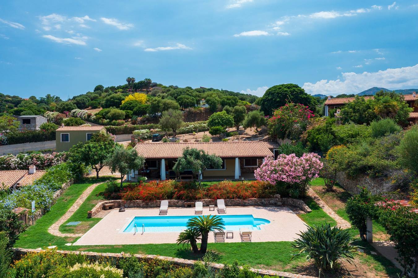 Villa 'Azzurra' avec vue sur mer, Wi-Fi et climatisation in Abba Urci, Tertenia