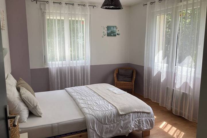 Gîte pour 13 personnes, avec jardin à Saint-Malo-de-Guersac - 2