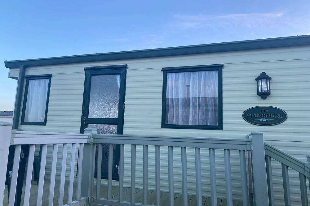 Spacious Holiday home on the stunning Scottish shores of Loch Ryan in Dumfries and Galloway