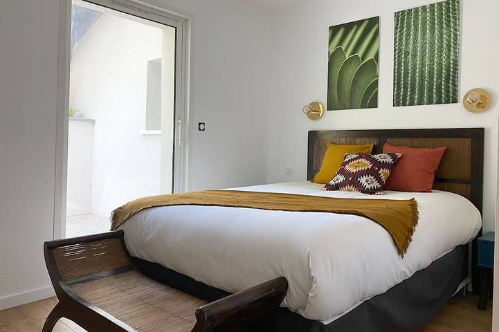 Gîte pour 6 personnes, avec jacuzzi ainsi que terrasse et sauna dans Plage des Estagnots - 4