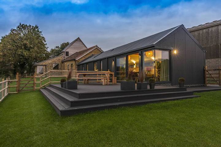 Holiday home for 4 people, with garden, with pets in Dorset